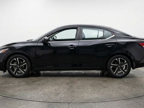 Used 2025 Nissan Sentra SV FWD image 5