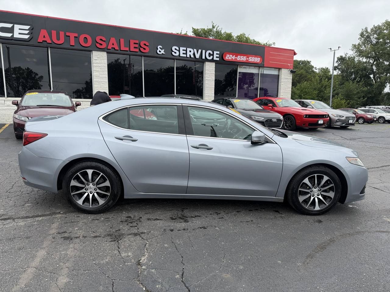 Used 2015 Acura TLX FWD image 8