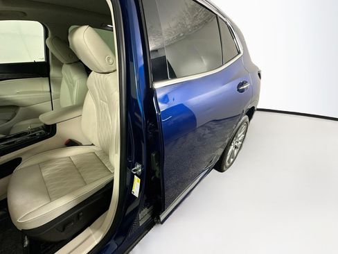 Used 2023 Buick Envision Avenir FWD image 12
