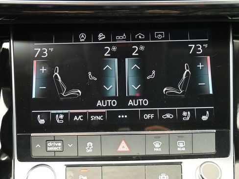 Used 2019 Audi Q8 Premium Plus w/ Premium Plus image 17