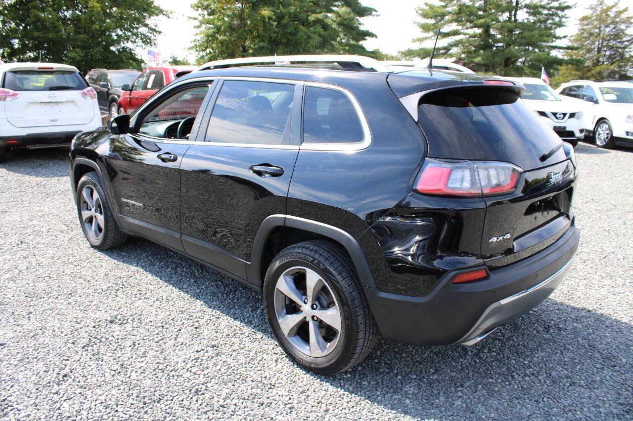 Used 2019 Jeep Cherokee Limited w/ Luxury Group AWD/4WD image 9