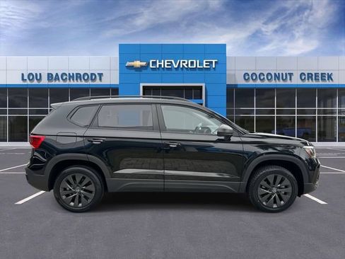 Used 2022 Volkswagen Taos S FWD image 9