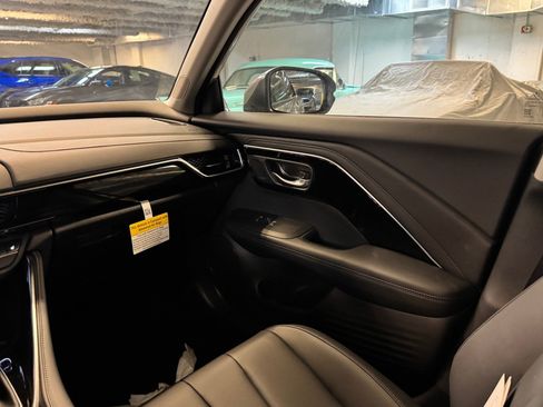 Certified 2025 Acura ADX AWD image 21