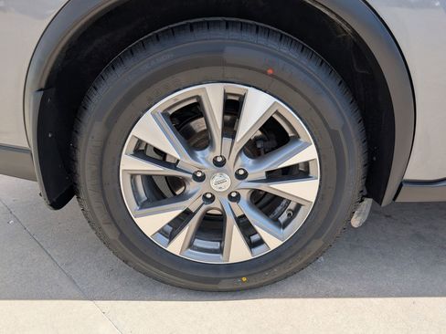 Used 2015 Nissan Murano SL w/ SL Technology Package AWD/4WD image 12