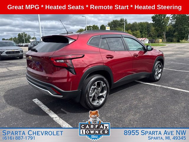 Used 2025 Chevrolet Trax LT w/ Driver Confidence Package FWD image 3