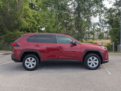 Used 2024 Toyota RAV4 LE FWD image 2