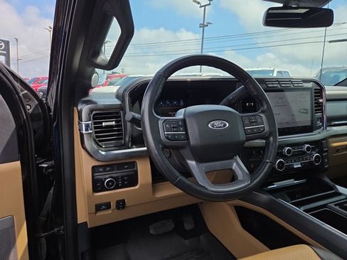 Used 2024 Ford F250 Lariat w/ Lariat Ultimate Package AWD/4WD image 8