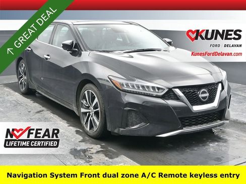 Used 2023 Nissan Maxima SL image 1