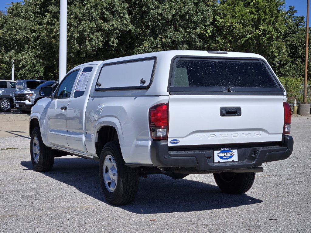 Used 2022 Toyota Tacoma SR RWD image 5