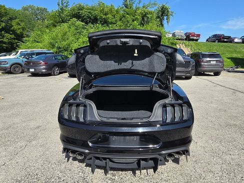 Used 2019 Ford Mustang GT RWD image 18