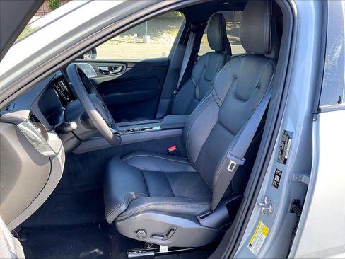 New 2026 Volvo XC60 T8 Ultra w/ Climate Package AWD/4WD image 11