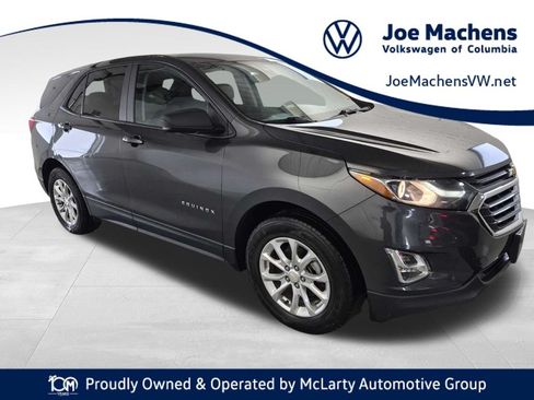 Used 2021 Chevrolet Equinox LS AWD/4WD image 1