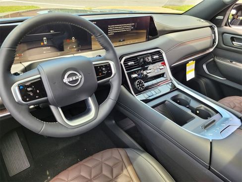 New 2025 Nissan Armada Platinum w/ Convenience Package image 5