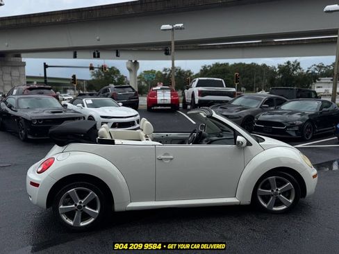 Used 2007 Volkswagen Beetle Triple White Edition FWD image 6