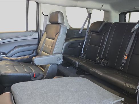 Used 2019 GMC Yukon XL Denali w/ Denali Ultimate Package image 19