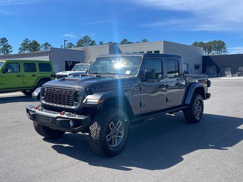 New 2026 Jeep Gladiator Mojave image 3