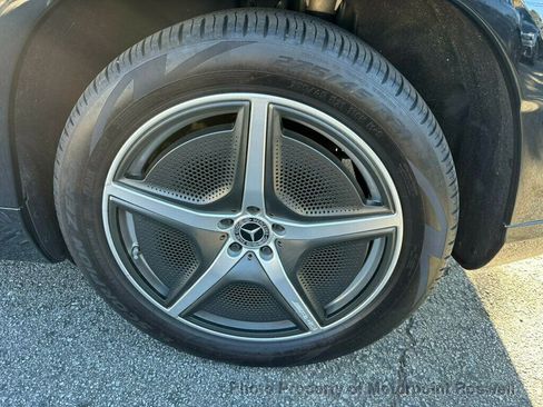 Used 2023 Mercedes-Benz EQS 580 4MATIC SUV image 23