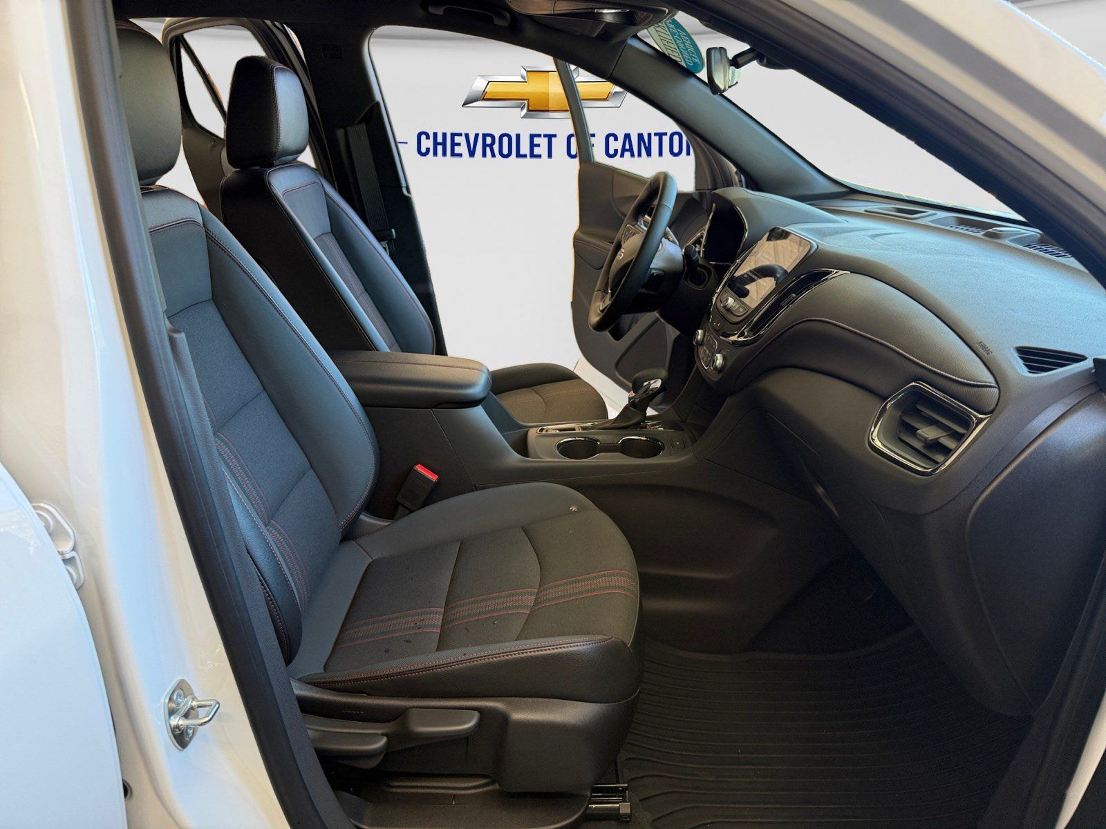 Used 2024 Chevrolet Equinox RS FWD image 13