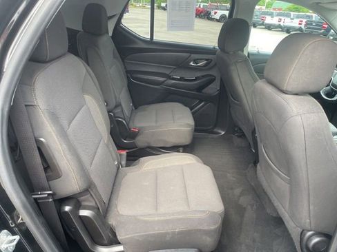 Used 2020 Chevrolet Traverse LT FWD image 36