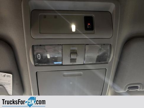 Used 2018 Nissan Titan PRO-4X image 28