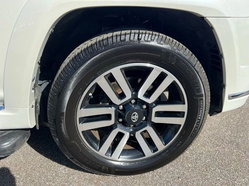 Used 2018 Toyota 4Runner Limited image 23