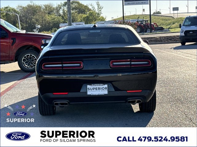 Used 2023 Dodge Challenger SXT w/ Blacktop Package RWD image 5