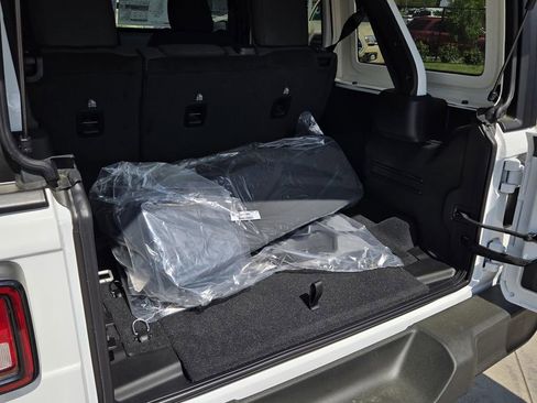 New 2026 Jeep Wrangler Unlimited Sport AWD/4WD image 10