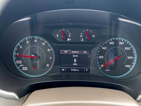 Used 2024 Chevrolet Malibu LT image 2