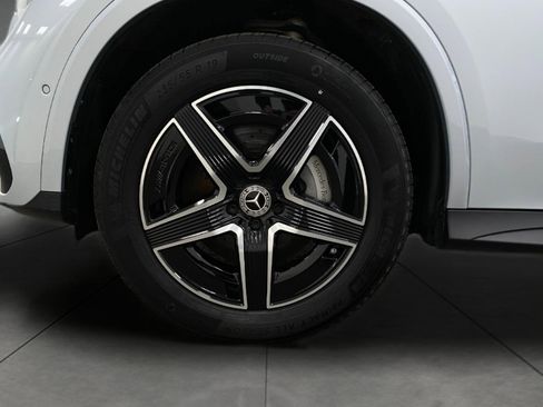 Certified 2026 Mercedes-Benz GLC 300 4MATIC image 13