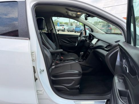 Used 2018 Buick Encore Preferred FWD image 29