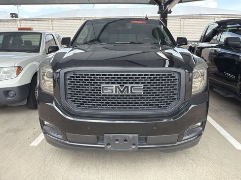 Used 2016 GMC Yukon XL SLT w/ Open Road Package RWD image 1