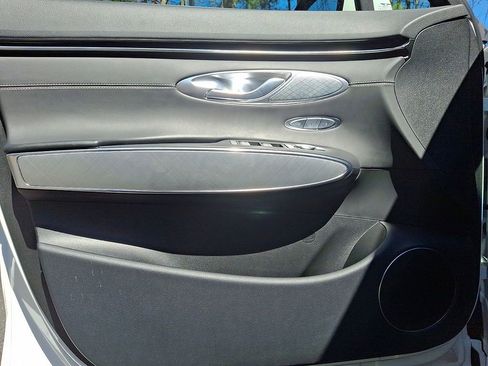 Used 2025 Genesis Electrified GV70 Advanced image 10