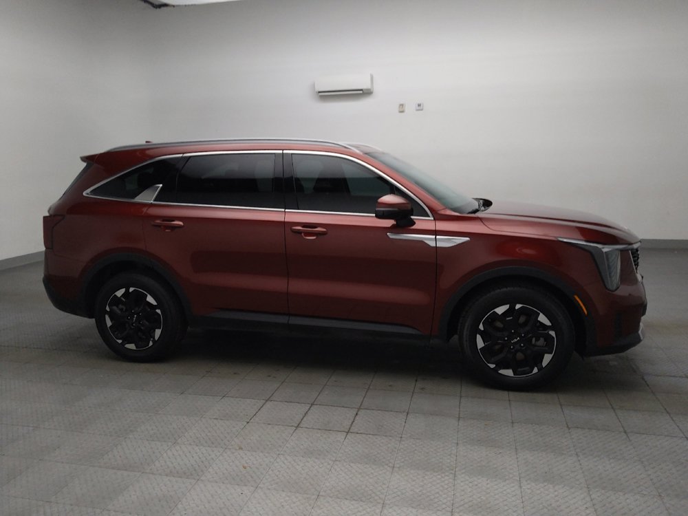 Used 2024 Kia Sorento S FWD image 11