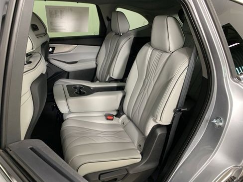 Used 2025 Acura MDX w/ Advance Package image 26