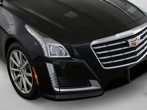 Used 2019 Cadillac CTS Sedan w/ Seating Package image 9