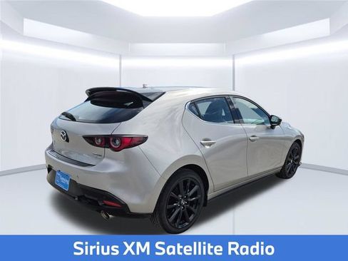 Used 2026 MAZDA MAZDA3 Hatchback w/Premium Plus Pkg AWD/4WD image 6