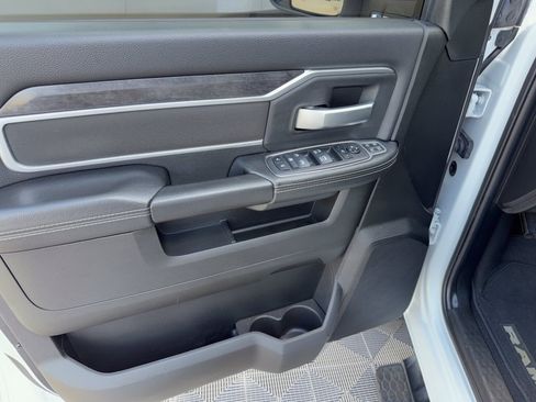 Used 2024 RAM 2500 Big Horn AWD/4WD image 14