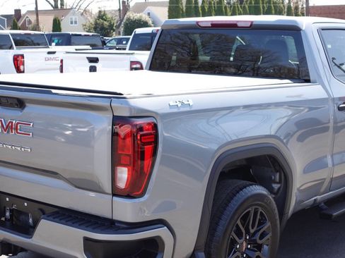 Used 2023 GMC Sierra 1500 Pro w/ Graphite Edition AWD/4WD image 15