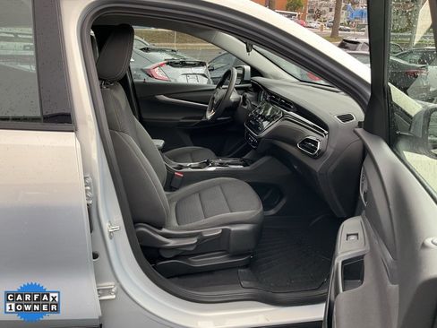 Used 2023 Chevrolet Bolt EUV LT image 56