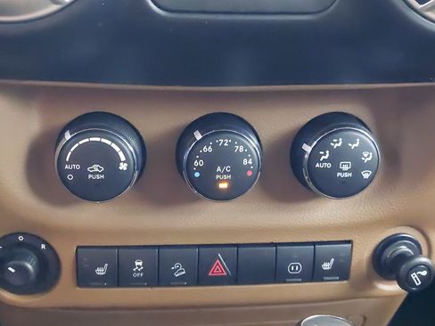 Used 2011 Jeep Wrangler Unlimited Sahara w/ Mopar Chrome Edition Group AWD/4WD image 22