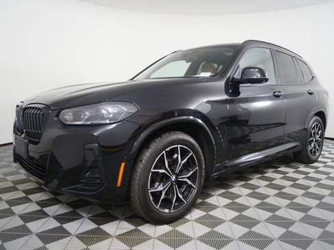 Used 2024 BMW X3 xDrive30i w/ Premium Package w/ZPA AWD/4WD image 7