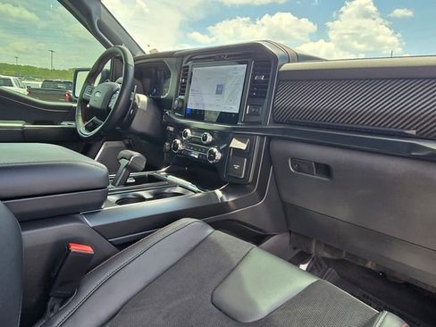 Used 2025 Ford F150 Raptor AWD/4WD image 24