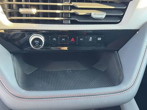 New 2026 Ford Explorer Active w/ Active Comfort Package RWD image 23