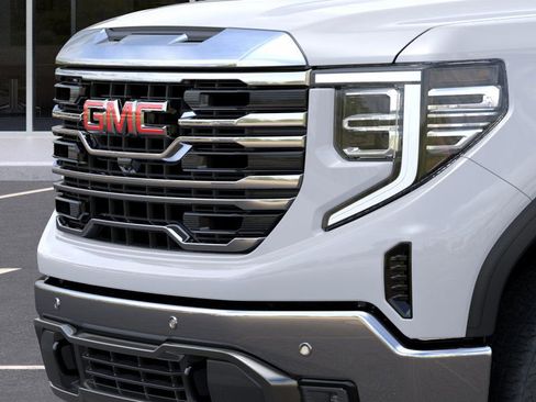 New 2026 GMC Sierra 1500 SLT w/ SLT Premium Plus Package AWD/4WD image 13