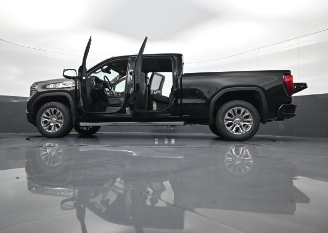 Used 2026 GMC Sierra 1500 Denali AWD/4WD image 34
