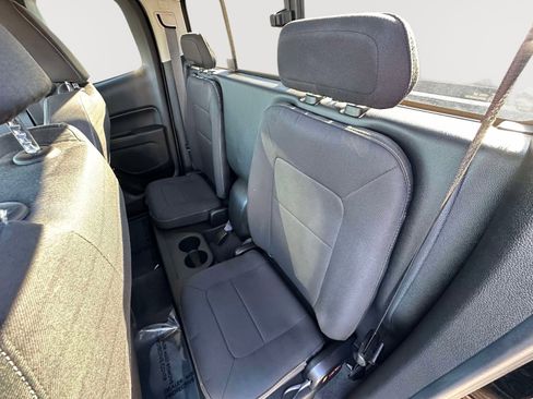 Used 2022 Chevrolet Colorado LT w/ LT Convenience Package image 31