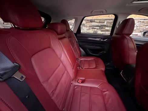 Used 2023 MAZDA CX-5 Carbon Edition image 32