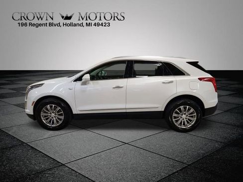 Used 2017 Cadillac XT5 Luxury image 6