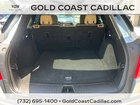 Used 2017 Cadillac XT5 FWD image 10