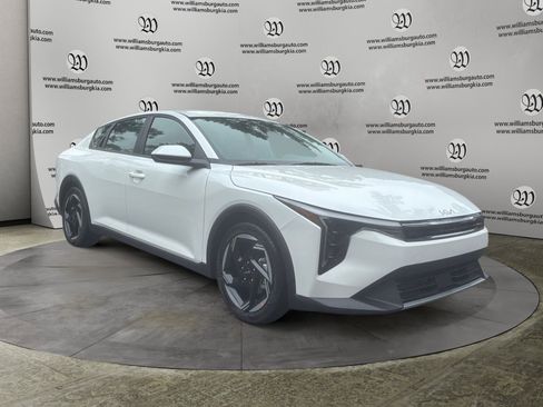 New 2025 Kia K4 EX image 7